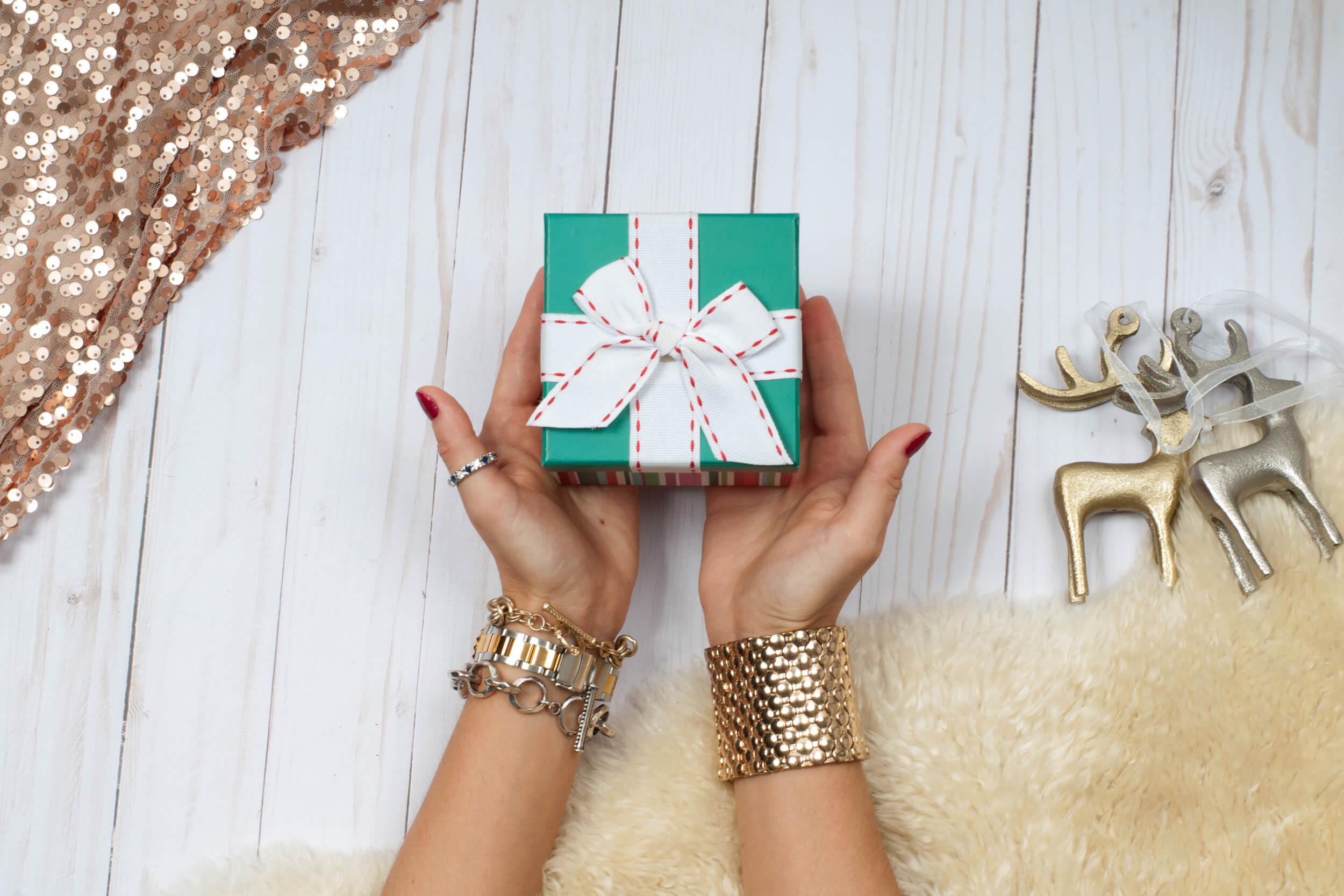 Jewellery Wrapping 101: Creative Ways to Gift Wrap Jewellery