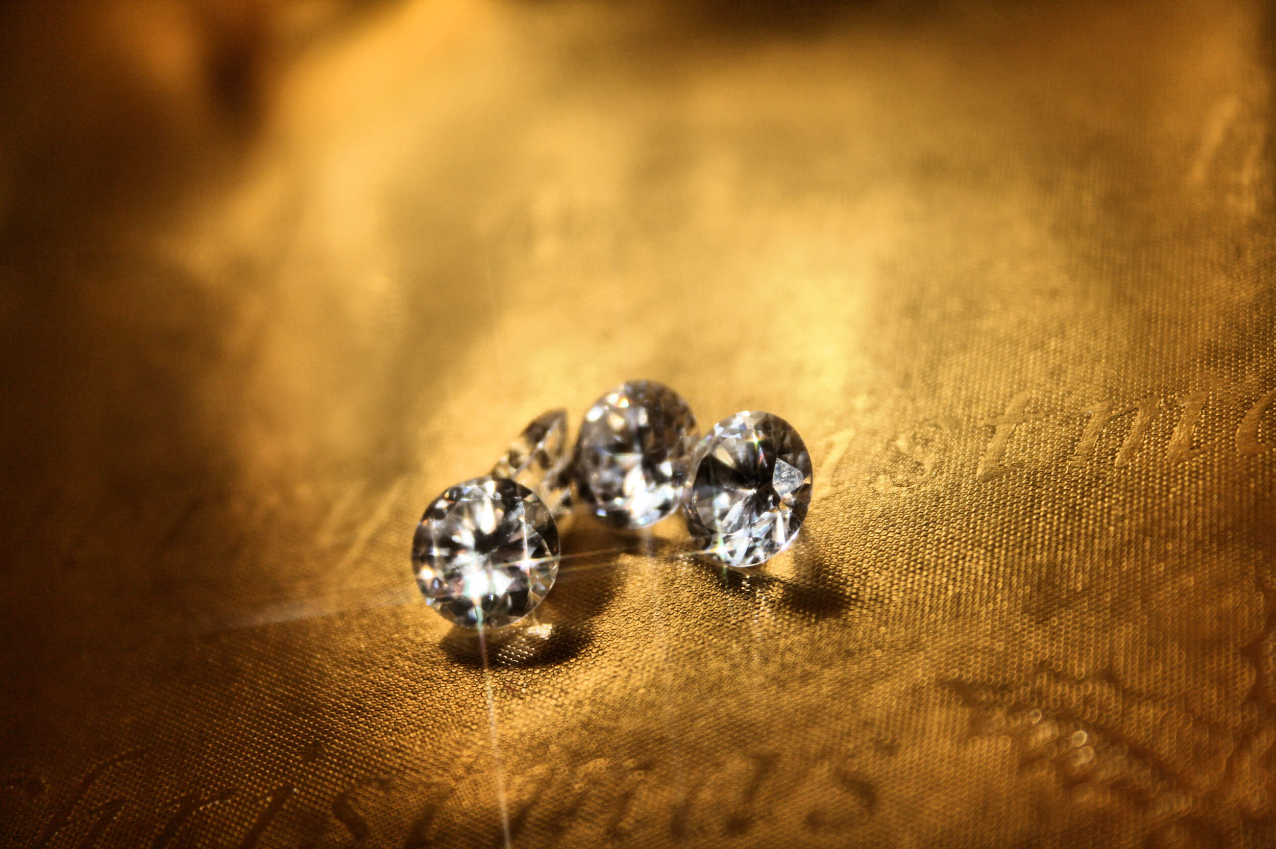 The Perfect Christmas Gift for Your Wife [Hint It's Diamonds]