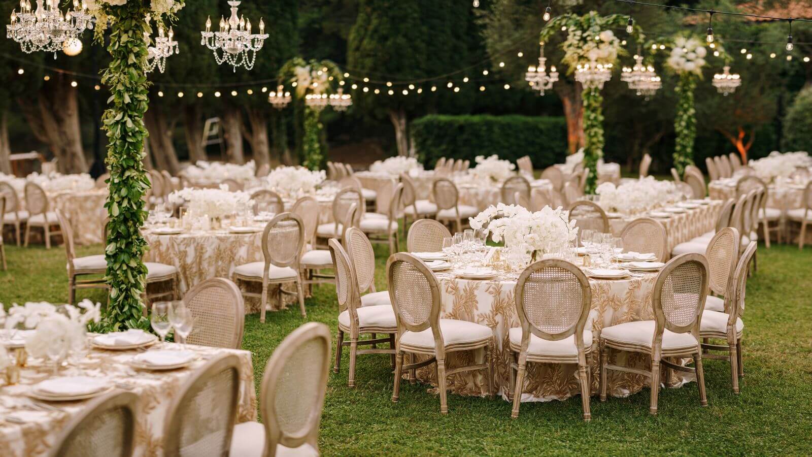 Say I Do to the Best Wedding Theme for Your Big Day